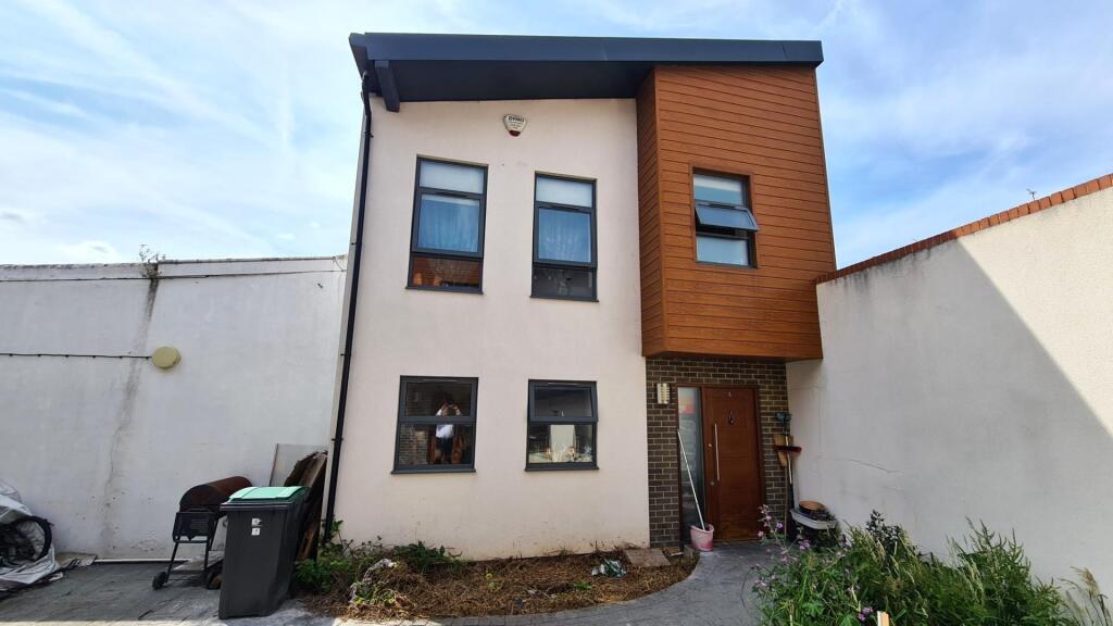 Main image of property: Homelink Terrace, Thorold Road, Bounds Green, N22