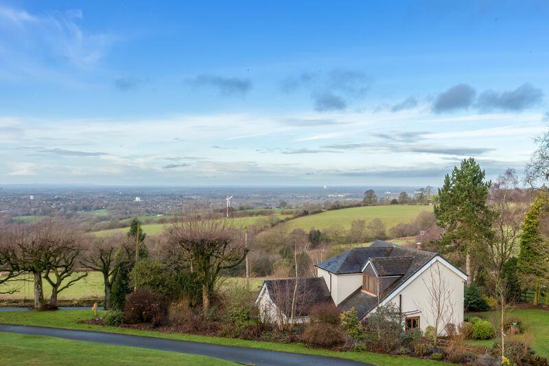 3 bedroom detached house for sale in Overton Road, Biddulph Park, ST8