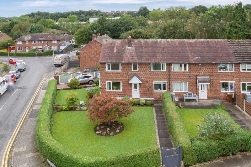 3 bedroom end of terrace house for sale in St. Johns Road, Congleton, CW12