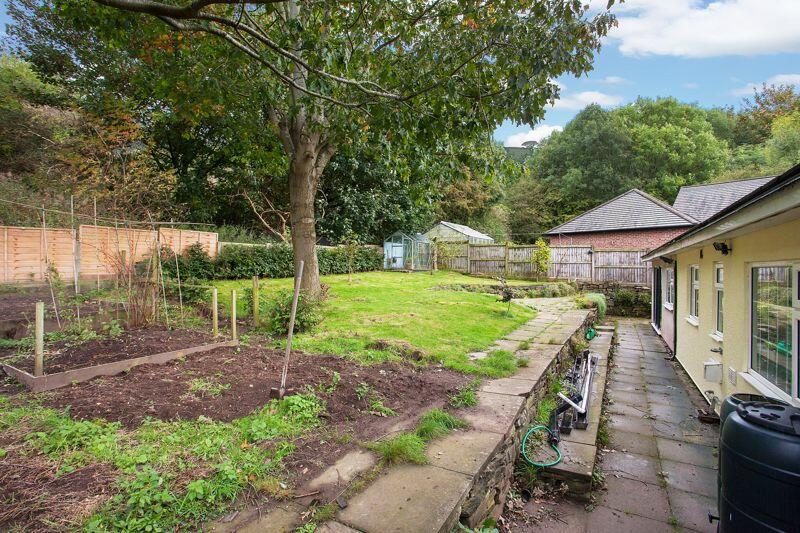 Additional property image - Fol Hollow, Congleton