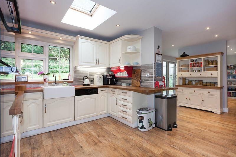 Additional property image - Fol Hollow, Congleton
