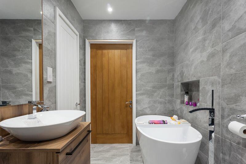 Additional property image - Fol Hollow, Congleton