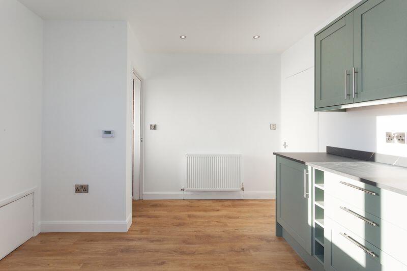 Additional property image - Giantswood Lane, Somerford Booths