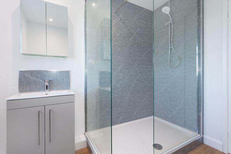 Additional property image - Giantswood Lane, Somerford Booths