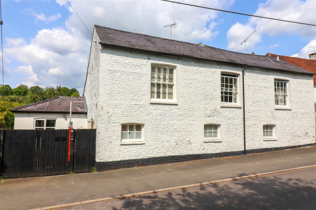 3 bedroom semidetached house for sale in Tichborne Down, Alresford, SO24