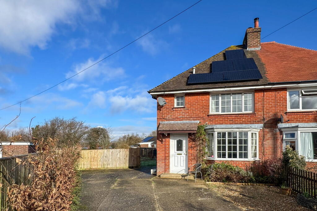 Main image of property: The Pastures, Cheriton