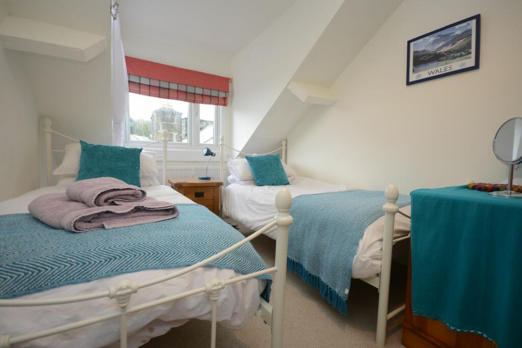 2 bedroom terraced house for sale in 3 Bryn Meurig Buildings, Lombard