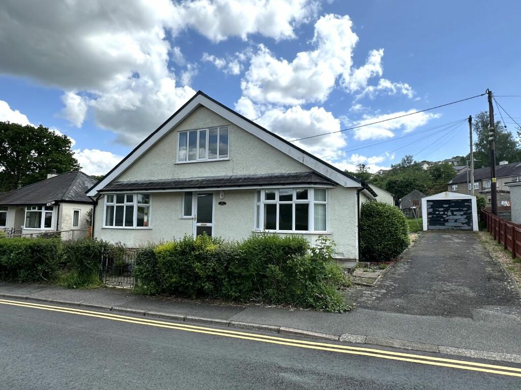 4 bedroom bungalow for sale in Maes Yr Haf, Hospital Drive, Dolgellau, LL40 1PL, LL40