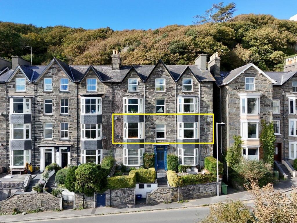 Main image of property: Flat 1 , The Moorings, 11 Porkington Terrace, Barmouth LL42  1LX