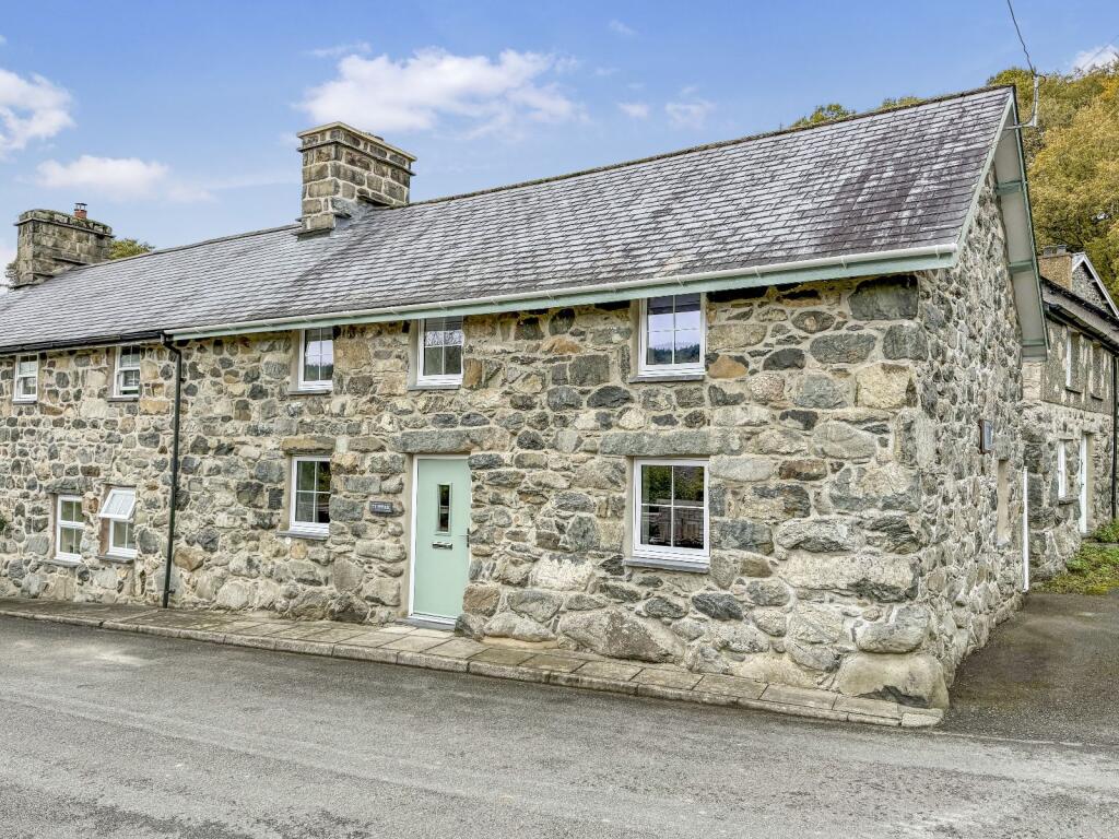 Main image of property: Ty Ffred, 3 Meirion Terrace, Rhydymain, Dolgellau, LL40 2AT