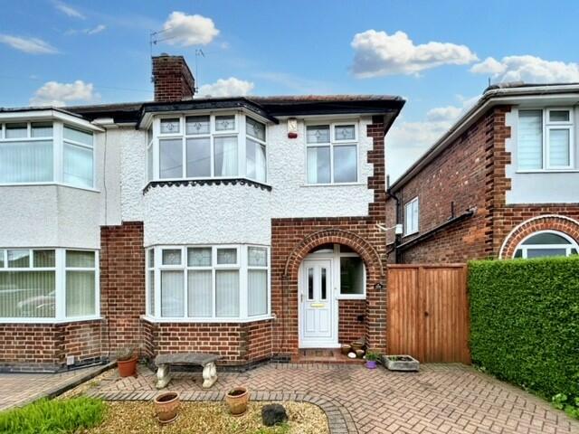 3 bedroom semi-detached house for rent in Spring Lane, Nottingham, NG3