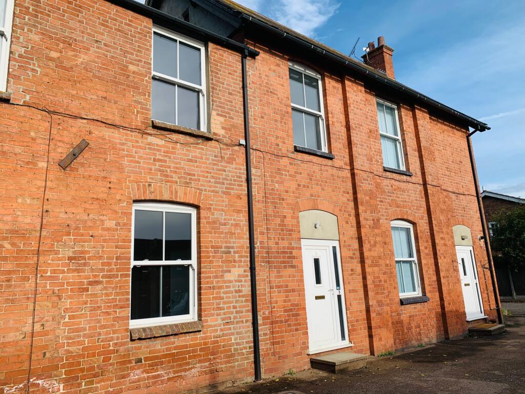 Main image of property: The Old Seedhouse, Lowdham, NG14 7WA