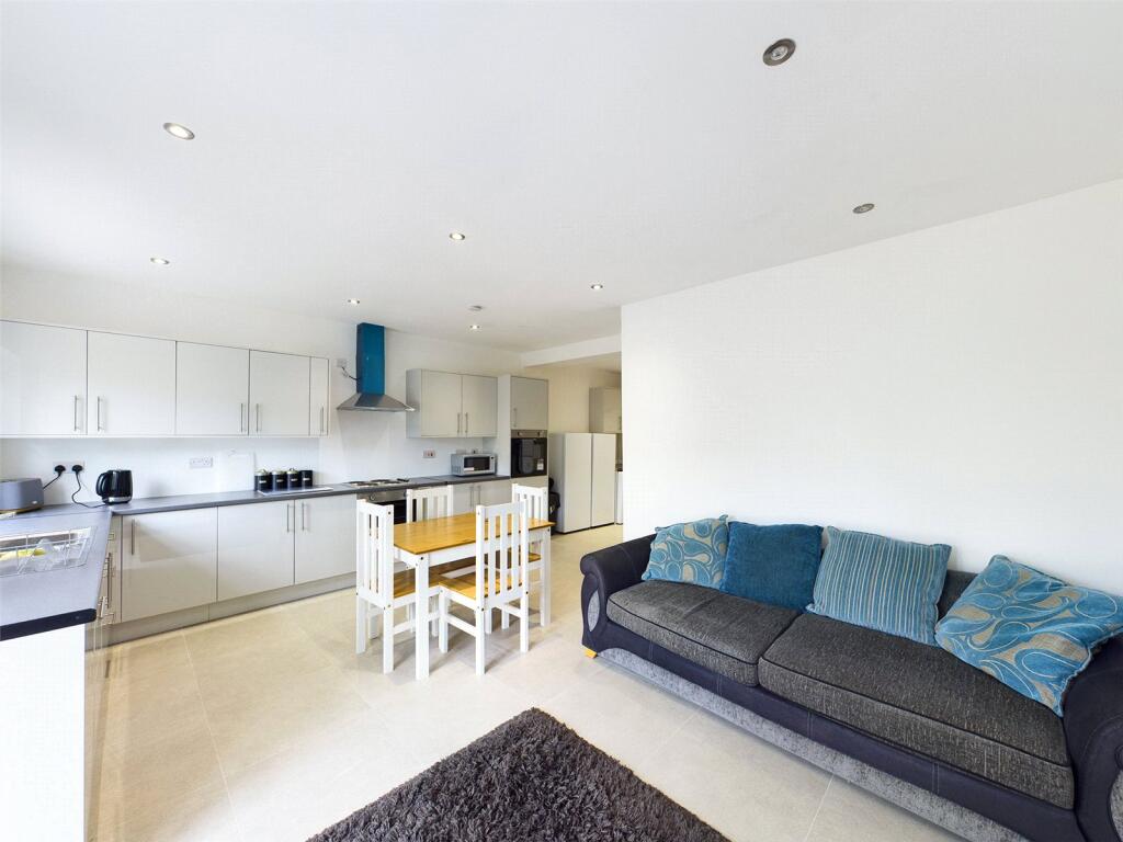 Main image of property: Lower Road, Beeston, Nottingham, Nottinghamshire, NG9