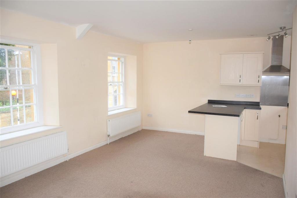1 bedroom flat for sale in Hogshill Street, Beaminster, DT8