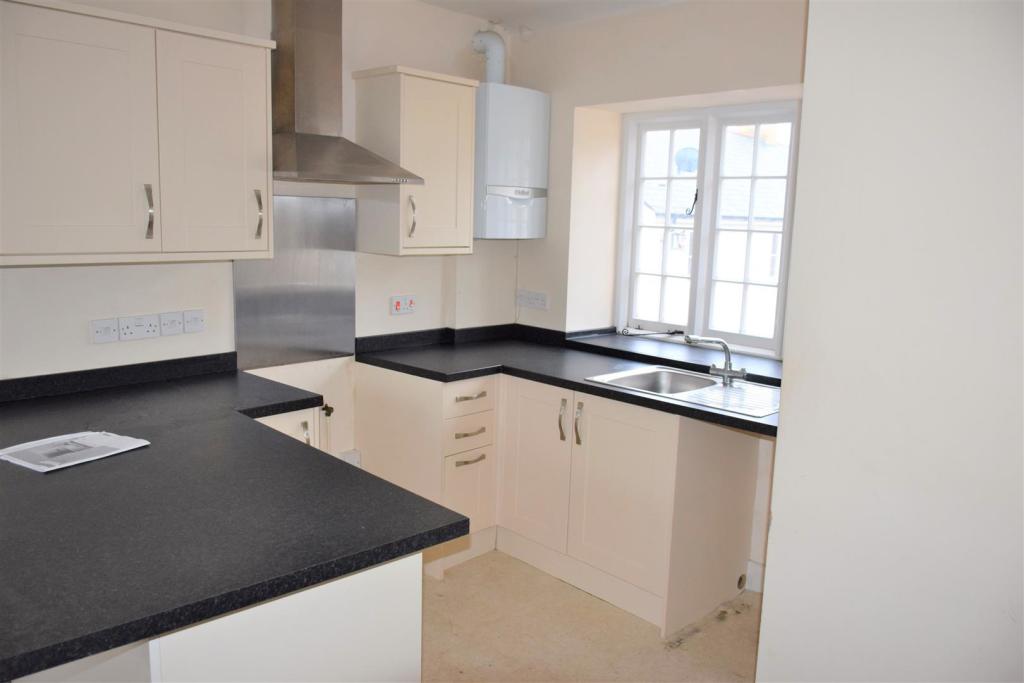 1 bedroom flat for sale in Hogshill Street, Beaminster, DT8