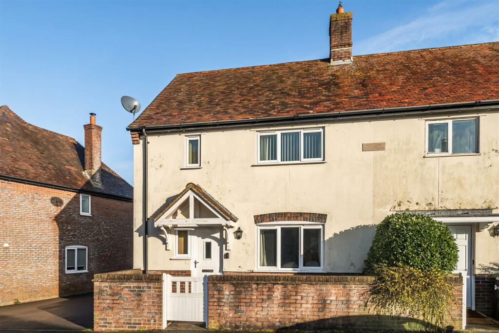 2 bedroom semidetached house for sale in Applefield Road, Drimpton, DT8