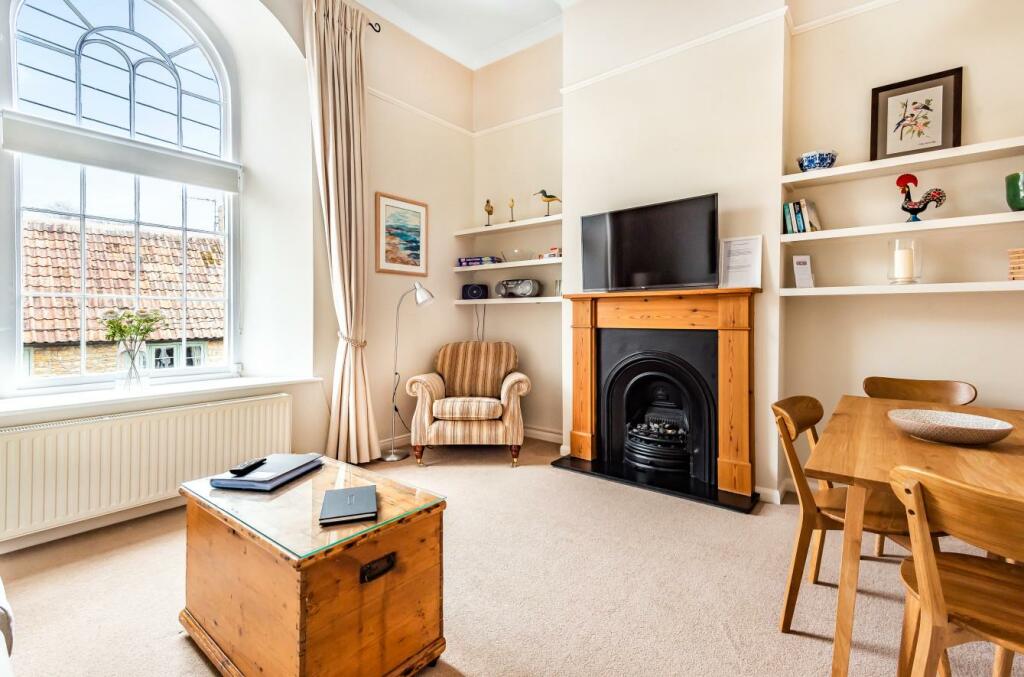 2 bedroom semidetached house for sale in Fleet Street,Beaminster, DT8