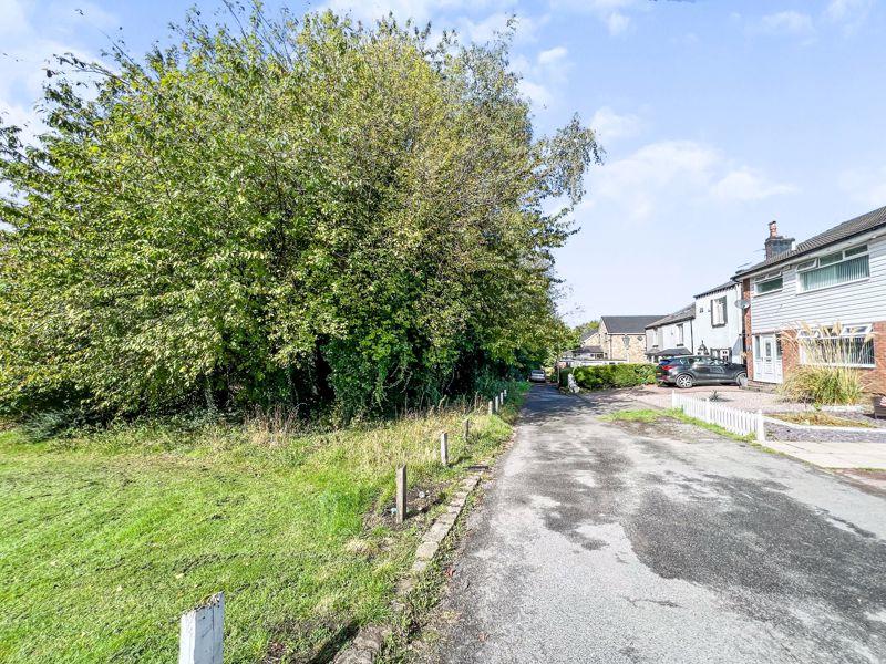 4 bedroom detached house for sale in Oakenbottom Road, Breightmet