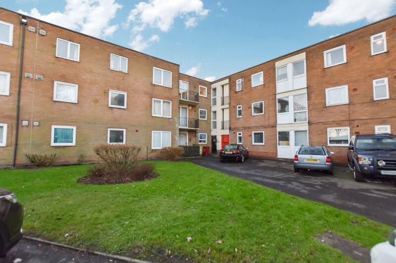 2 bedroom apartment for sale in Hill View Court, Astley Bridge, Bolton, BL1