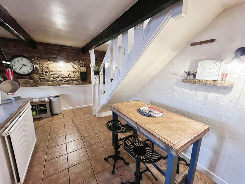 Additional property image - Longsight, Harwood