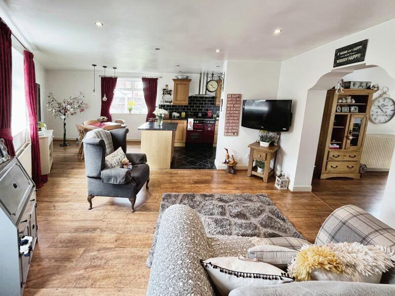 Additional property image - Frinton Road, Middle Hulton
