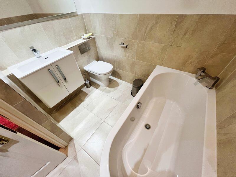 Additional property image - Ash Lawns, Heaton