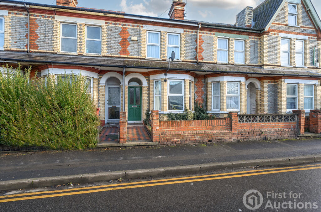 Main image of property: Cholmeley Road, Reading, Berkshire