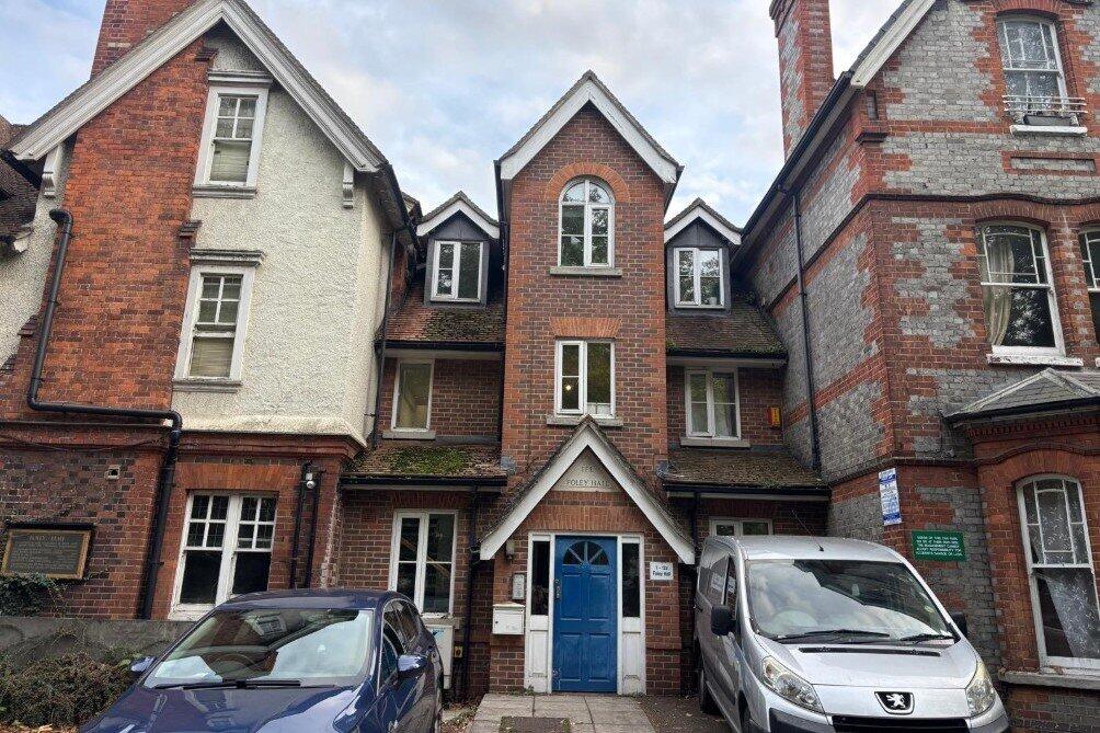 Main image of property: London Road, Reading, Berkshire