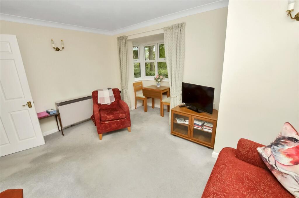 2 bedroom apartment for sale in Berkeley Court, 1 Moorside Road, West