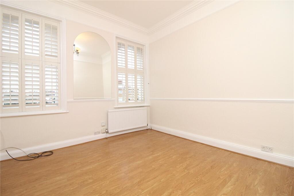 Main image of property: Crescent Road, Finchley, N3