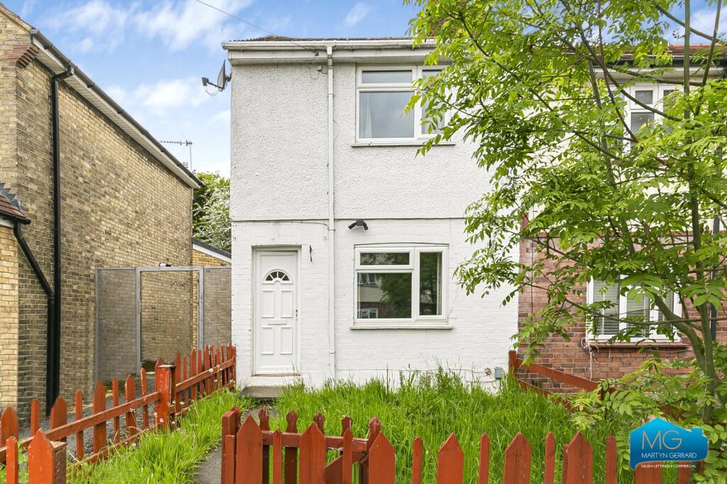 Main image of property: Hill Road, Muswell Hill, London, N10