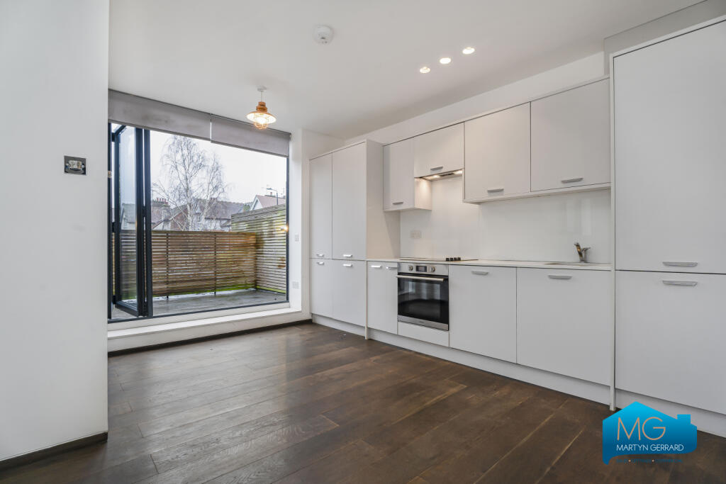 Main image of property: Colney Hatch Lane, London, N10