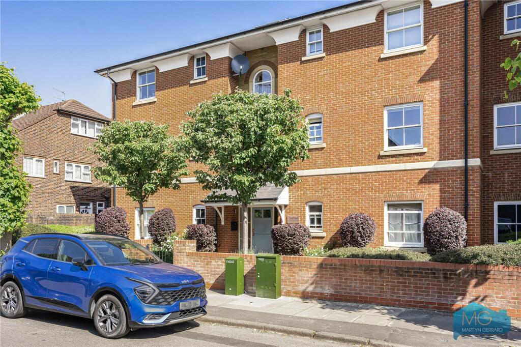 Main image of property: Highwood Avenue, North Finchley, London, N12