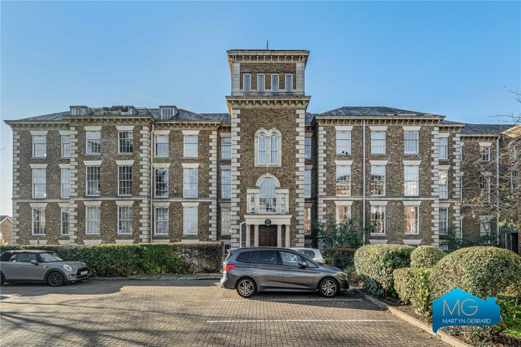 Main image of property: Royal Drive, New Southgate, London, N11