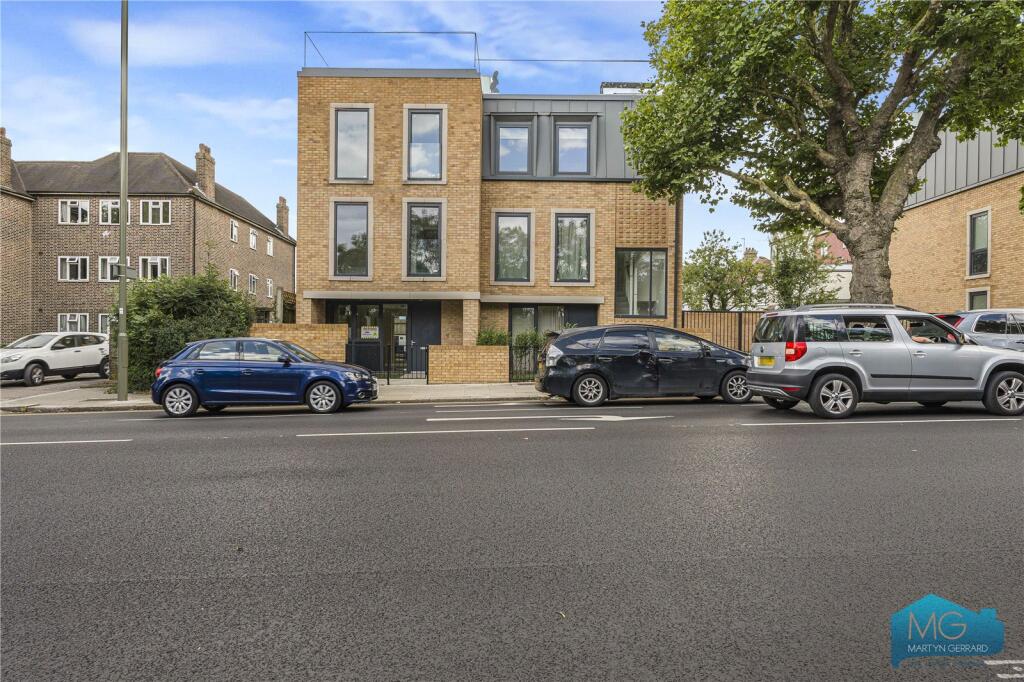 Main image of property: High Road, London, N12