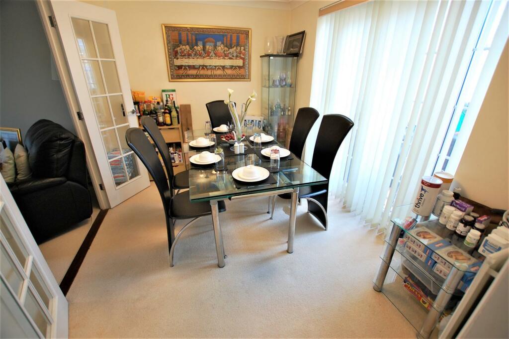 Additional property image - The Runway, Salisbury Village, Hatfield