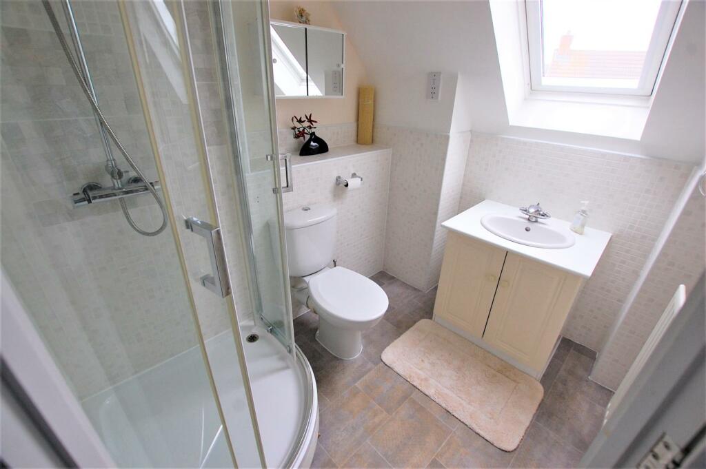 Additional property image - The Runway, Salisbury Village, Hatfield