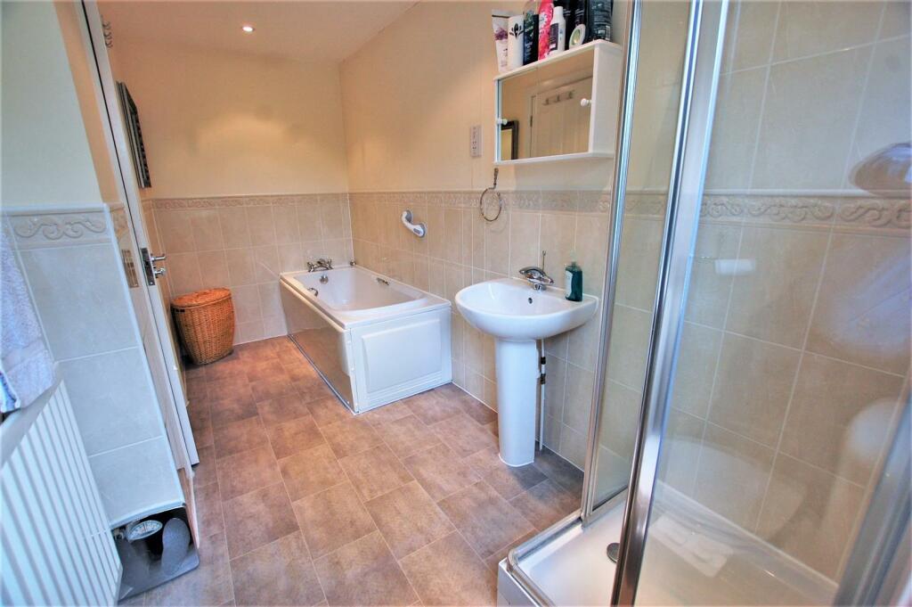 Additional property image - The Runway, Salisbury Village, Hatfield