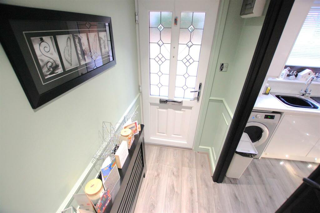 Additional property image - Cooks Way, Hatfield