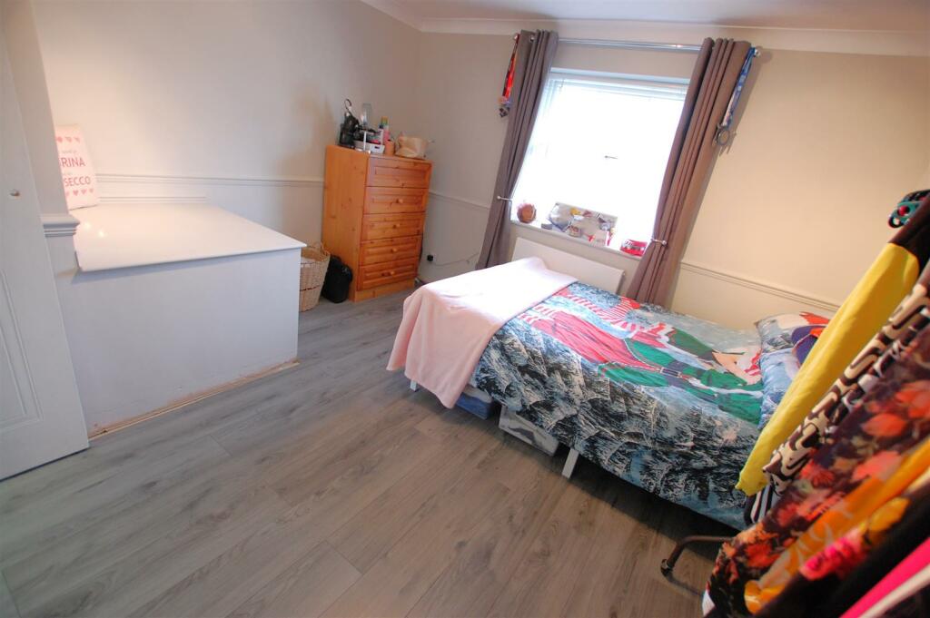 Additional property image - Cooks Way, Hatfield