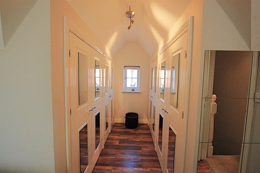 Additional property image - Devon Mead, Salisbury Village