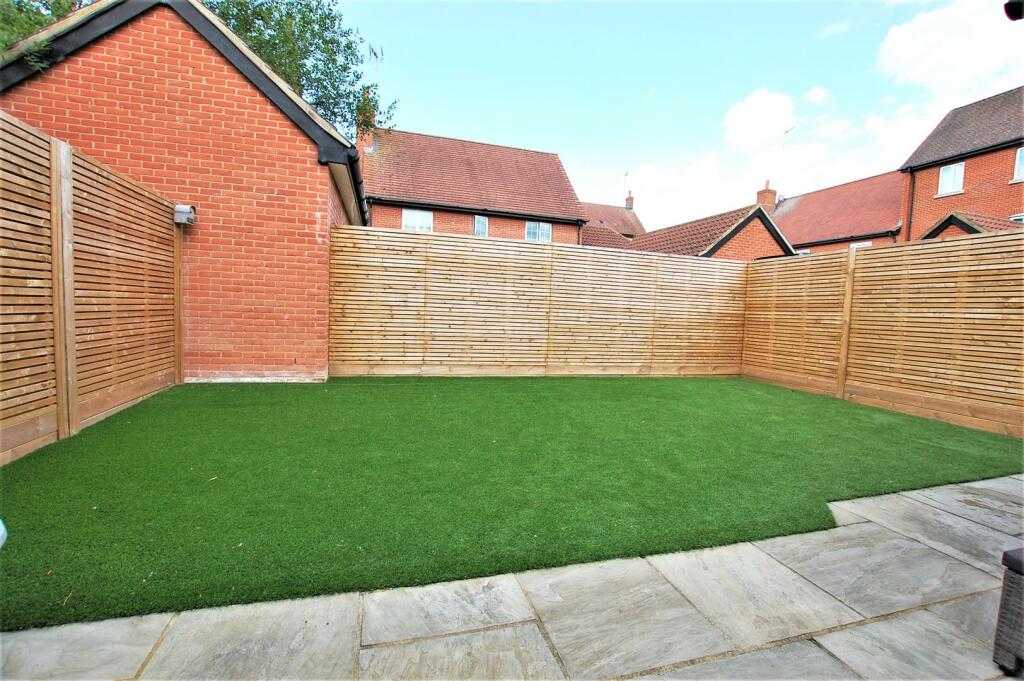 Additional property image - Devon Mead, Salisbury Village