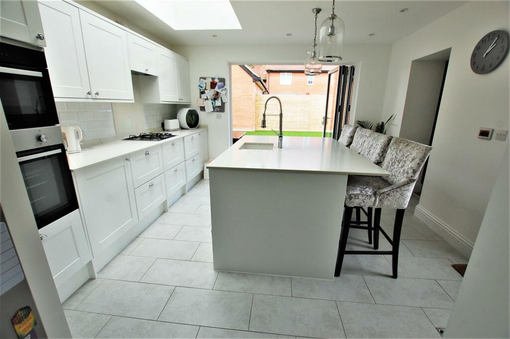 Additional property image - Devon Mead, Salisbury Village