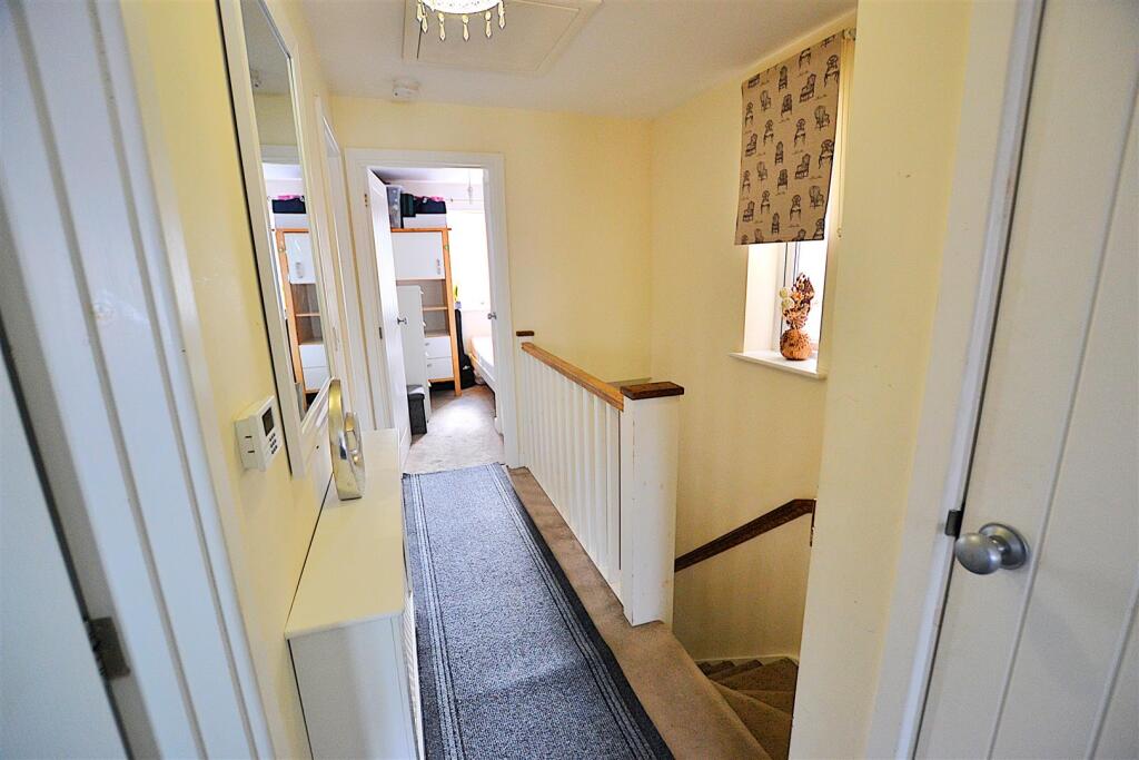 Additional property image - Appletree Way, Welwyn Garden City