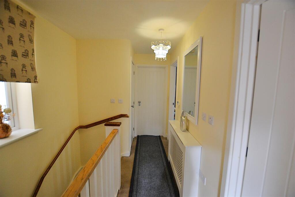 Additional property image - Appletree Way, Welwyn Garden City