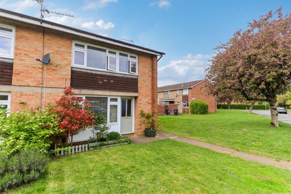 Main image of property: Wood Common, Hatfield