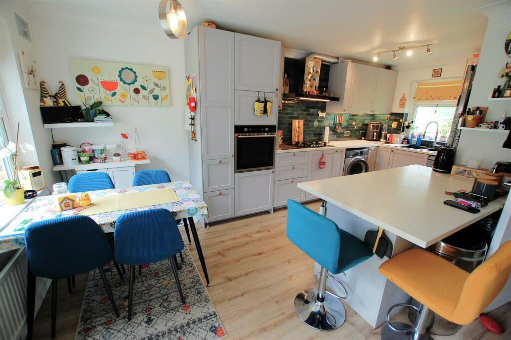 Additional property image - The Sidings, Ellenbrook, Hatfield