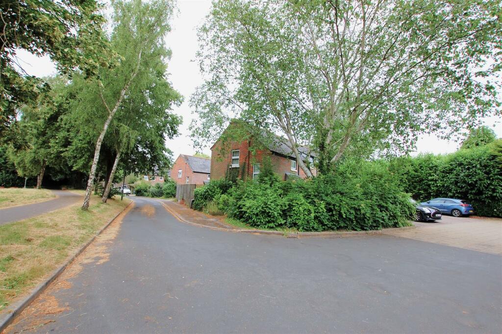 Additional property image - The Sidings, Ellenbrook, Hatfield