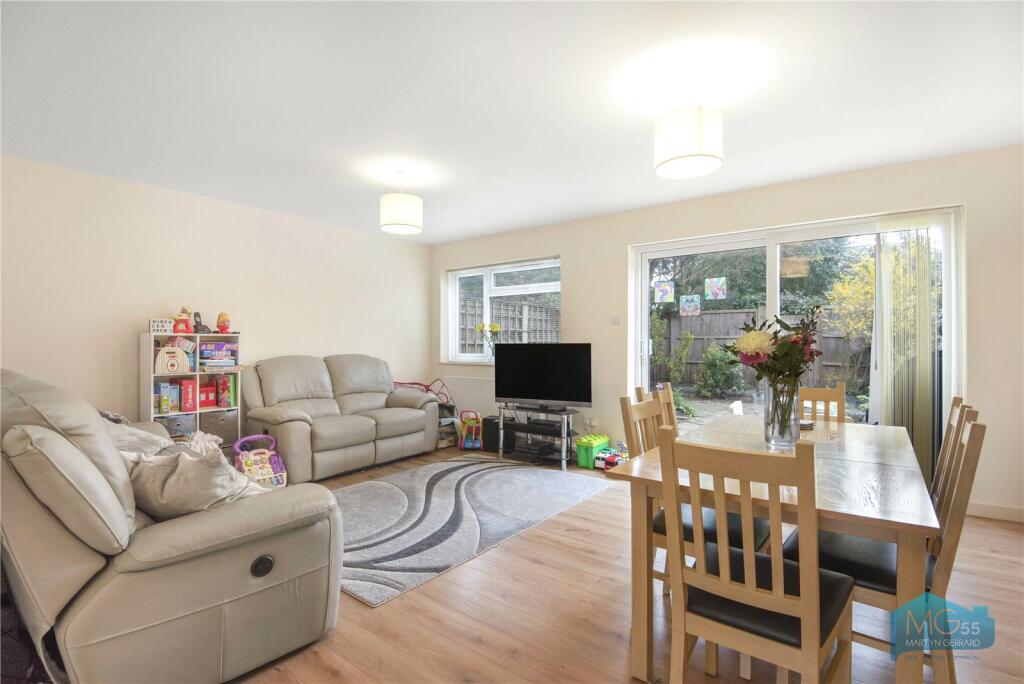 Main image of property: Oxford Gardens, Whetstone, London, N20