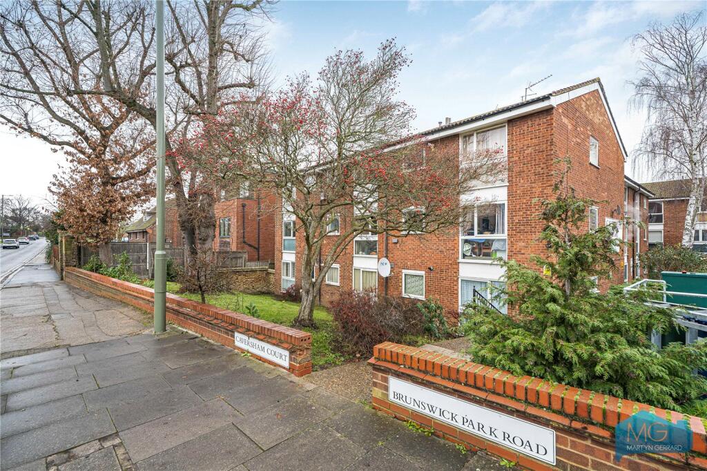 Main image of property: Brunswick Park Road, London, N11